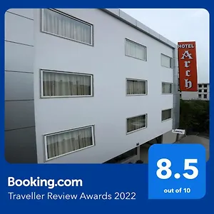 Hotel Arch - Near Aerocity ****